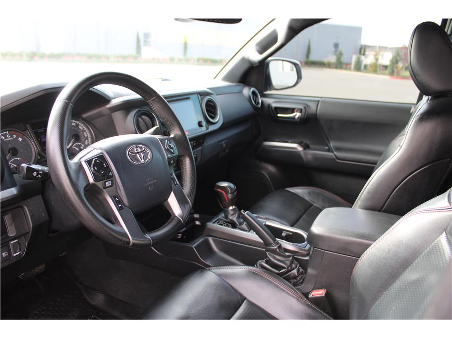 2019 Toyota Tacoma TRD Pro - Photo 8