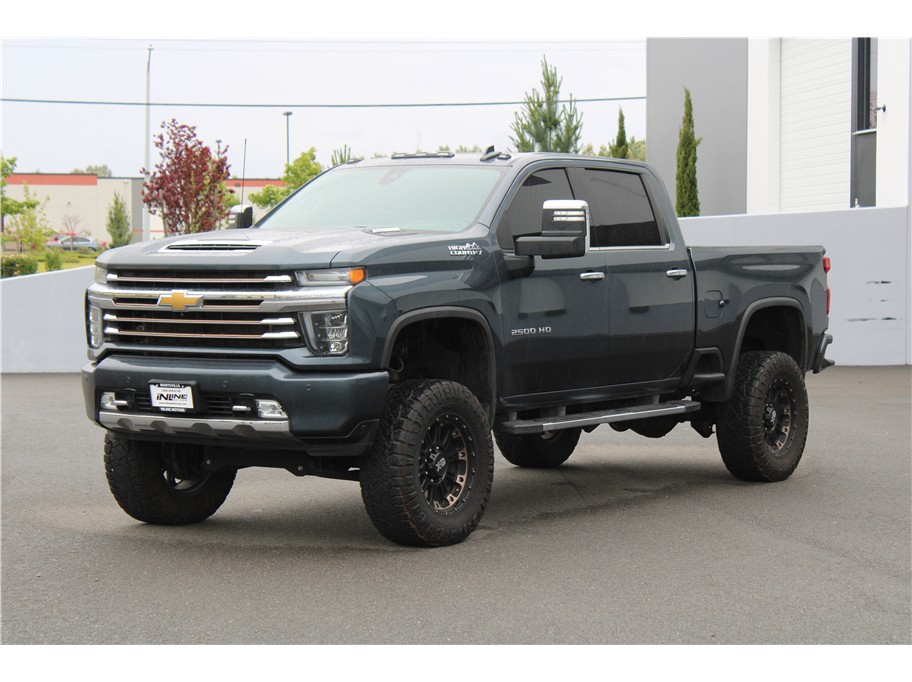 2020 Chevrolet Silverado HD High Country 4WD Crew Cab Standard Box's photo