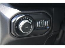 Vehicle Thumb #18