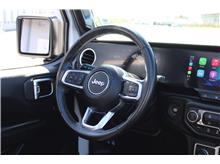 Vehicle Thumb #20