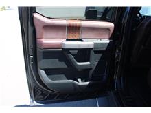 Vehicle Thumb #11