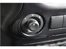 Vehicle Thumb #25
