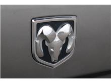 Vehicle Thumb #28