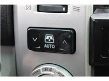 Vehicle Thumb #18