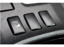 Vehicle Thumb #24