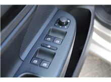 Vehicle Thumb #17