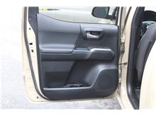 Vehicle Thumb #11