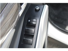 Vehicle Thumb #14