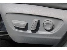 Vehicle Thumb #15
