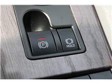 Vehicle Thumb #29
