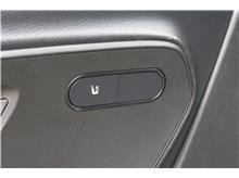 Vehicle Thumb #16