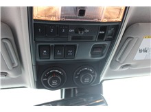 Vehicle Thumb #25
