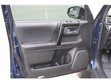 Vehicle Thumb #8