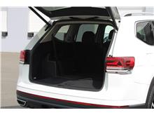 Vehicle Thumb #37