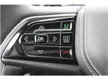 Vehicle Thumb #16