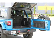Vehicle Thumb #31