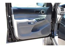 Vehicle Thumb #6
