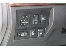 Vehicle Thumb #15