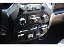 Vehicle Thumb #20