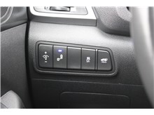 Vehicle Thumb #17