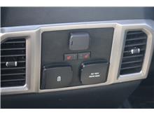 Vehicle Thumb #38