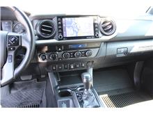 Vehicle Thumb #25