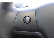 Vehicle Thumb #17