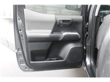 Vehicle Thumb #11
