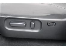 Vehicle Thumb #15
