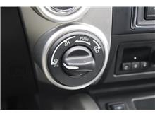 Vehicle Thumb #22