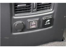 Vehicle Thumb #34