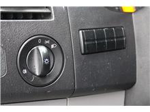 Vehicle Thumb #13