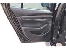 Vehicle Thumb #11