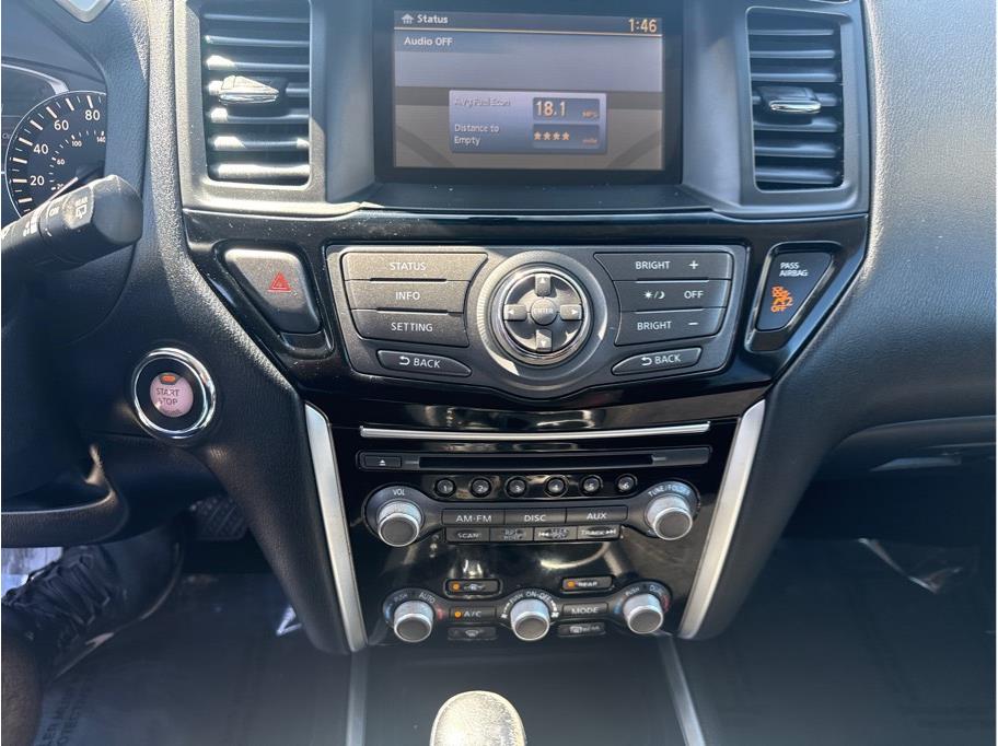 2016 Nissan Pathfinder SV - Photo 22