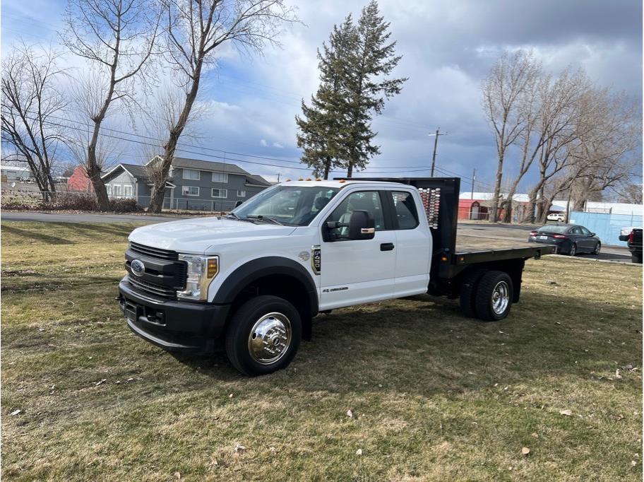 2019 Ford F450 Super Duty Super Cab & Chassis from ATS Finance