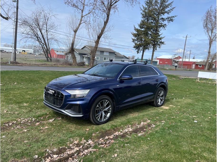 2021 Audi Q8