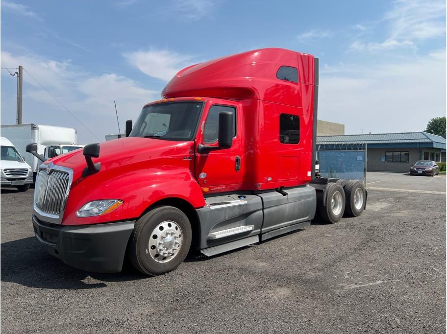 2018 International LT625