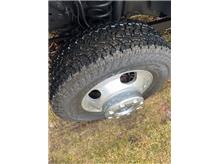 Vehicle Thumb #9
