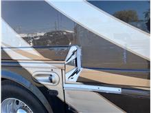 Vehicle Thumb #33