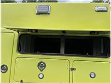 Vehicle Thumb #15