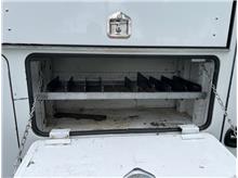 Vehicle Thumb #15