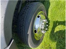 Vehicle Thumb #9