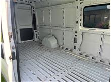 Vehicle Thumb #14