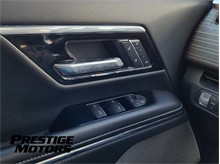 Vehicle Thumb #25
