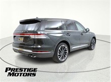 Vehicle Thumb #8