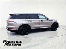 Vehicle Thumb #8