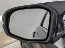 Vehicle Thumb #16
