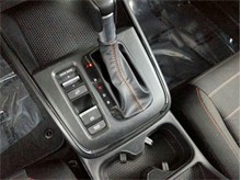Vehicle Thumb #19