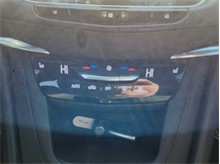 Vehicle Thumb #17