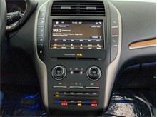 Vehicle Thumb #22